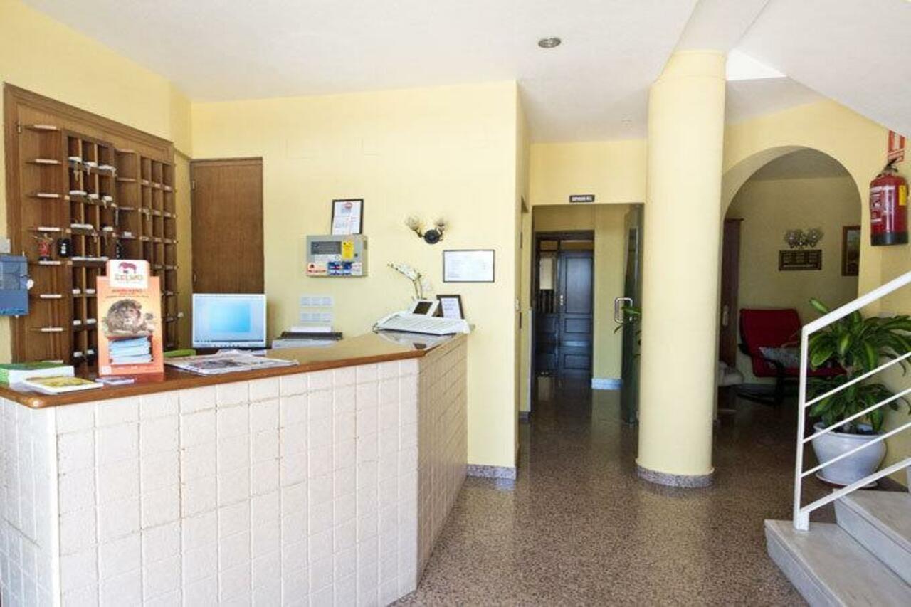 Hotel Mediterraneo By Croma Estepona Exterior photo