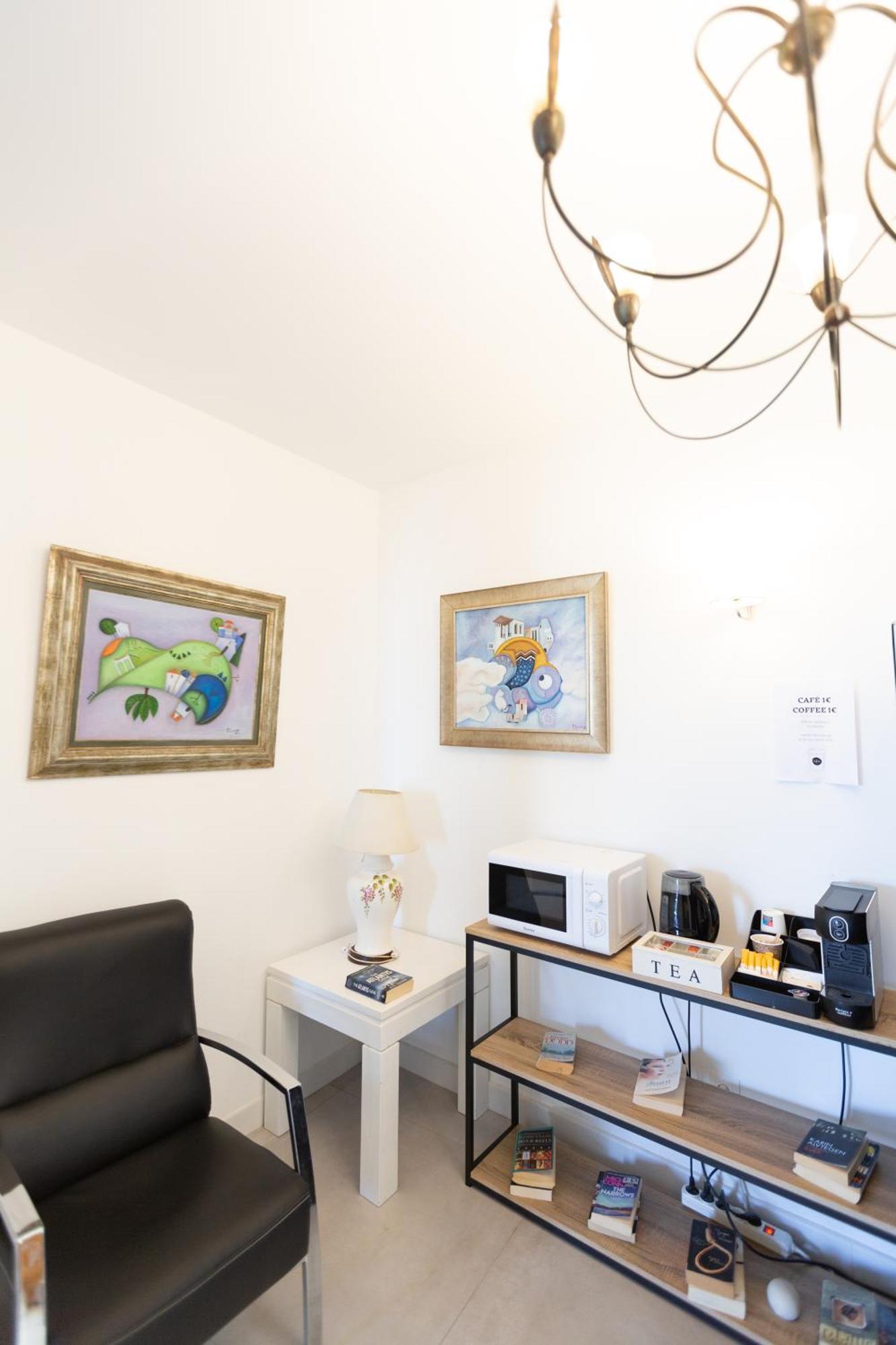 Hotel Mediterraneo By Croma Estepona Exterior photo