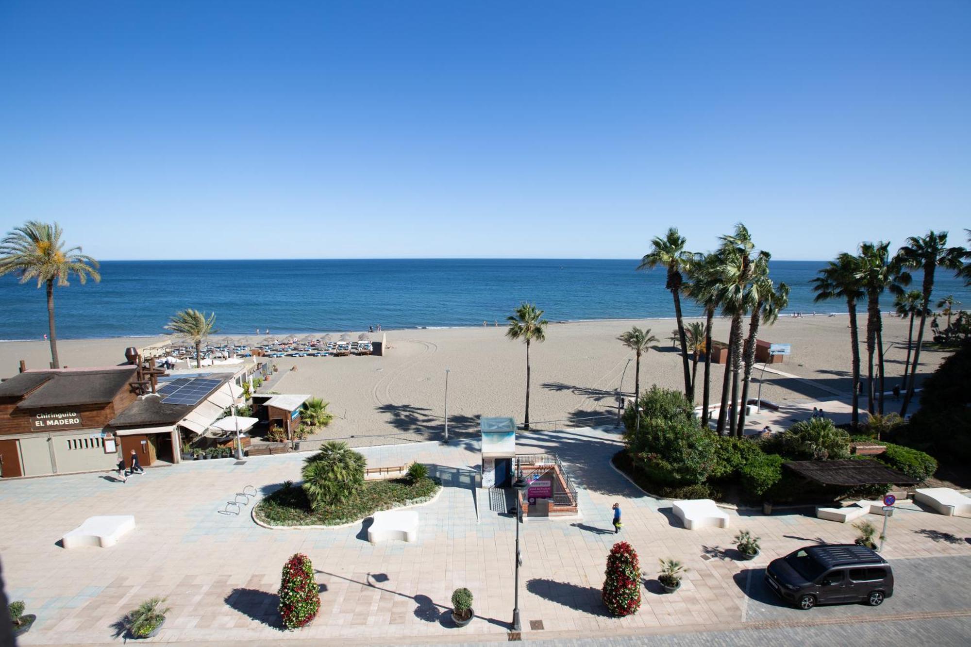 Hotel Mediterraneo By Croma Estepona Exterior photo